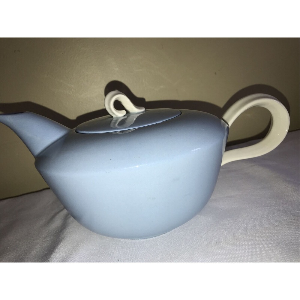 Teapot, Homer Laughlin, Jubilee Skytone‎ Streamlined blue